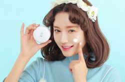 揭正确的美容护肤手法 精华可不是随便涂的