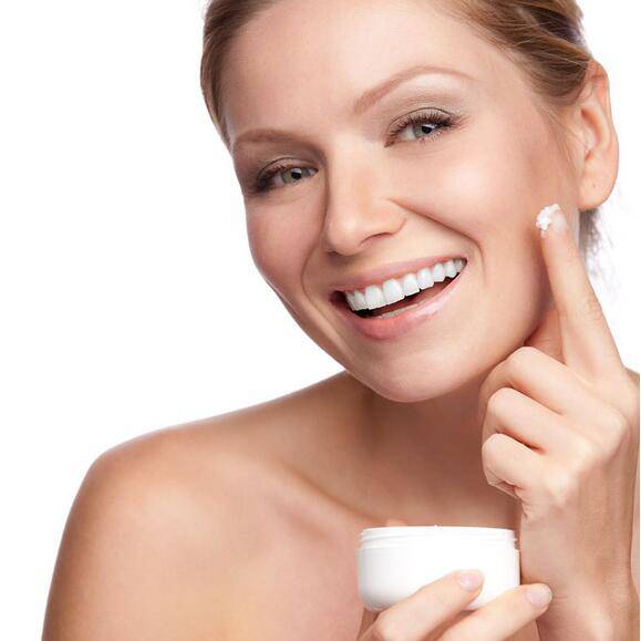 探究红血丝形成原因 四小妙招去除红血丝