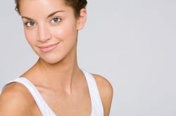 你是童颜还是老颜 全看身体的这三个部位