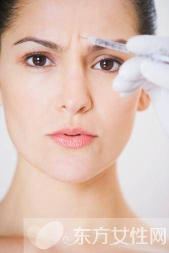 怎样消除眉间皱纹 四大方法任你选择