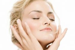 脸颊两侧长斑的原因 2个小窍门教你如何祛斑