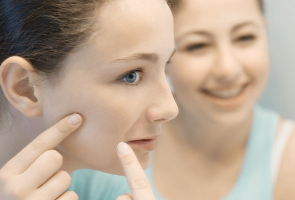 祈颜流金岁月助你轻松下 斑 无需美颜