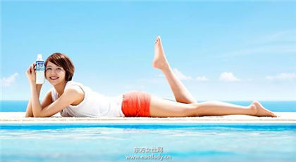 用酒泡澡 看日本女星的泡澡美容小秘诀