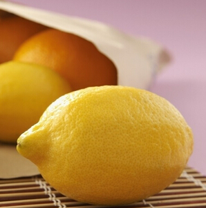 毛孔粗大怎么办 缩小毛孔有一套