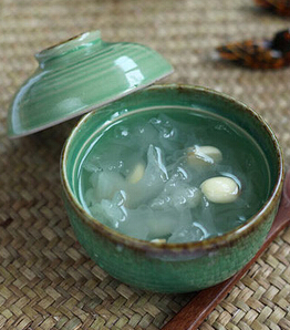 天然护肤品 美白吃什么食物好呢