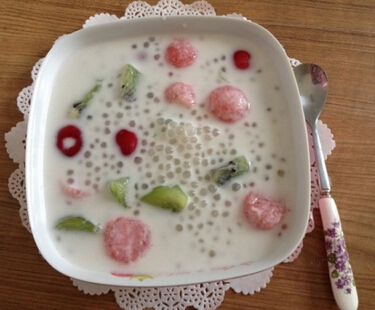 美容养颜 美容达人莫错过的西米水果捞