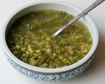 排毒养颜 秋季最有效的6个排毒清肠养颜方法