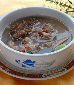 保养皮肤的方法 如何改善肌肤粗糙