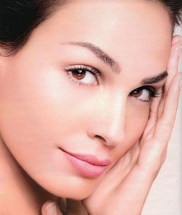 怎样去眼部皱纹 三招抚平眼部皱纹