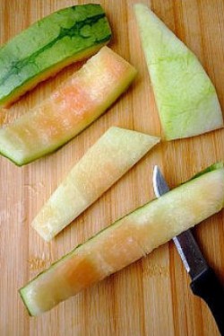 西瓜皮的功效与作用 西瓜皮祛痘法