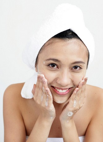 去黑头最有效的方法 五招强势阻击 草莓鼻