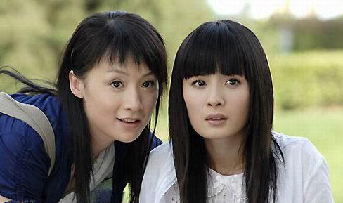 杨幂是否整容 杨幂整容前后照片 杨幂整容后图片