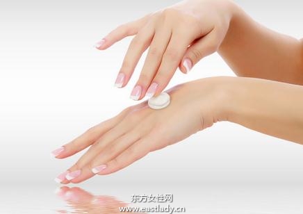 自制天然护手霜给手部补水