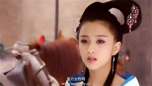 慈喜吃胎盘、英国女人吞煤灰 细数不为人知的美白历史