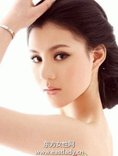 形成青春痘的原因和过程