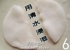 自制玫瑰水面膜让皮肤变得更水润