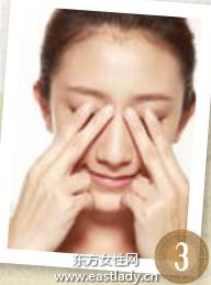 按摩让敷面膜更有效