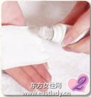 化妆水面膜给肌肤有效的保湿护理