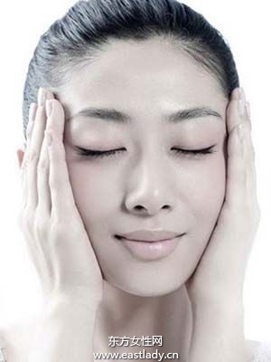 不同肤质对化妆水的要求不一样