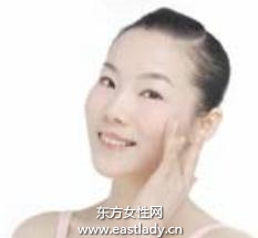 抹润肤霜的正确使用手法
