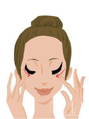 20来岁MM的眼部保养秘籍