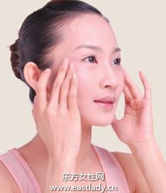 眼部按摩护理操 消除眼部浮肿和皱纹