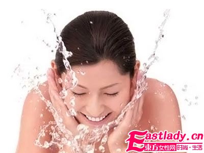 正确的洗脸方法让你事倍功半