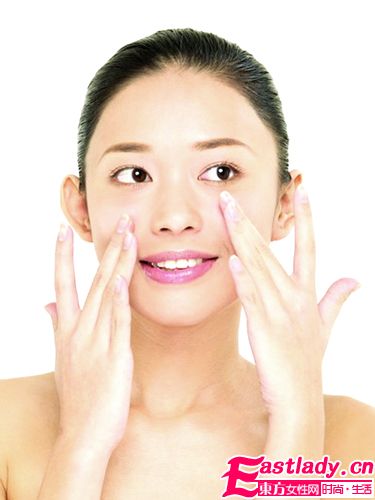 五步紧急洗脸法解决脸上问题肌肤