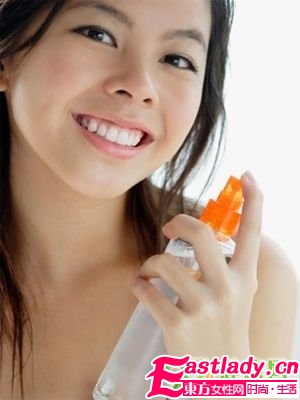 秋天水嫩嫩 12个有效的皮肤保湿秘方