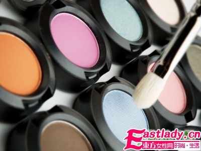 怎么选购适合自己的眼影盘