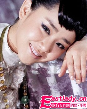 韩国女星风情眼妆大PK