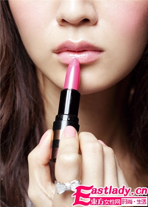 男人最爱的唇妆怎么画