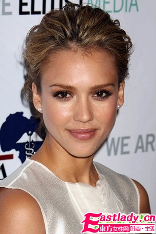 初秋靓妆 明星最爱阳光橙色系