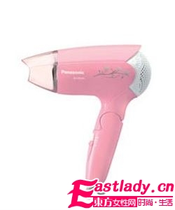 怎么用吹风机把头发吹蓬松