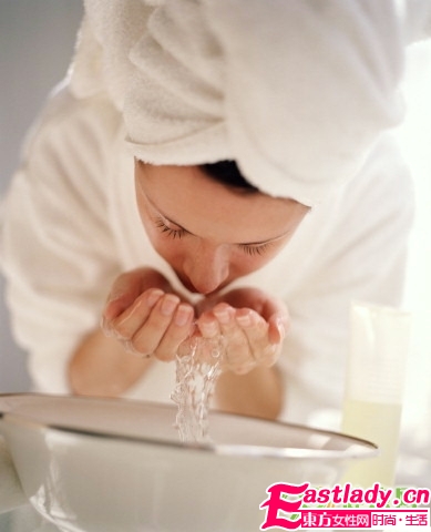 各种去角质方法优缺点分析