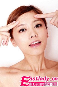 小按摩有效防止皮肤干燥
