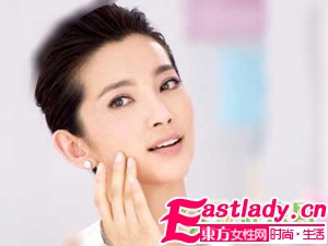 如何不让眼部出卖年龄