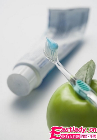 让你牙齿美白更健康的食物