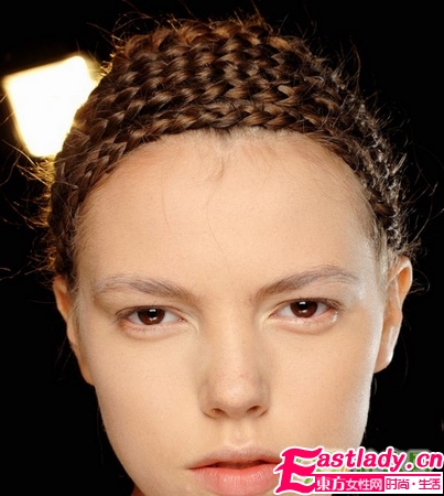 高难度 螺旋式多层麻花辫