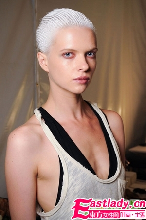 2012春夏潮流 另类新潮彩发