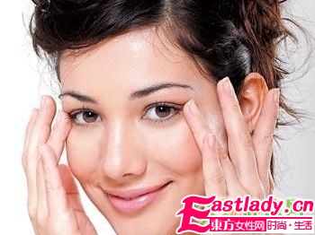 使用眼部精华素的6个注意