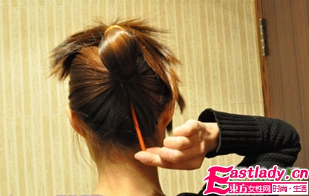 3分钟学会的韩式扎发