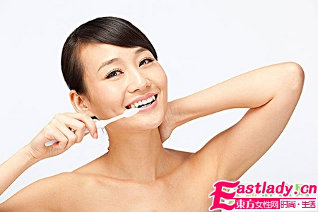 快速去唇纹 唇部更娇嫩