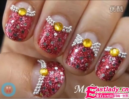 新年红色亮片彩钻美甲