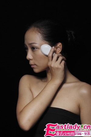 陶瓷调羹刮脸术 祛皱事半功倍