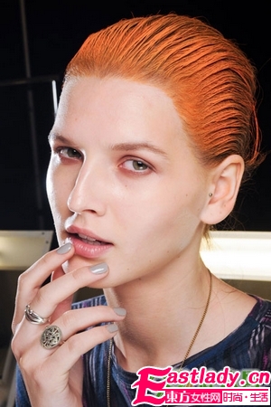 2012春夏潮流 另类新潮彩发