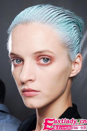 2012春夏潮流 另类新潮彩发