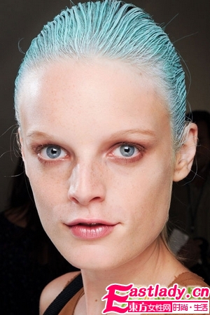 2012春夏潮流 另类新潮彩发