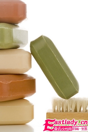 让肌肤越来越糟的护肤方法