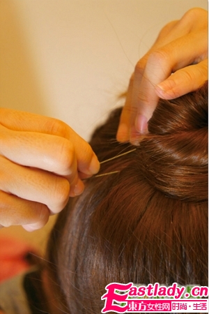 3种日式丸子头扎法 看发量选择